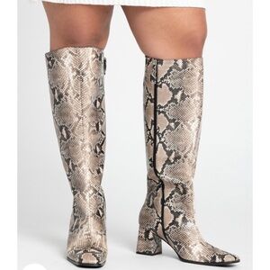 EloQuii Snake print knee high boots